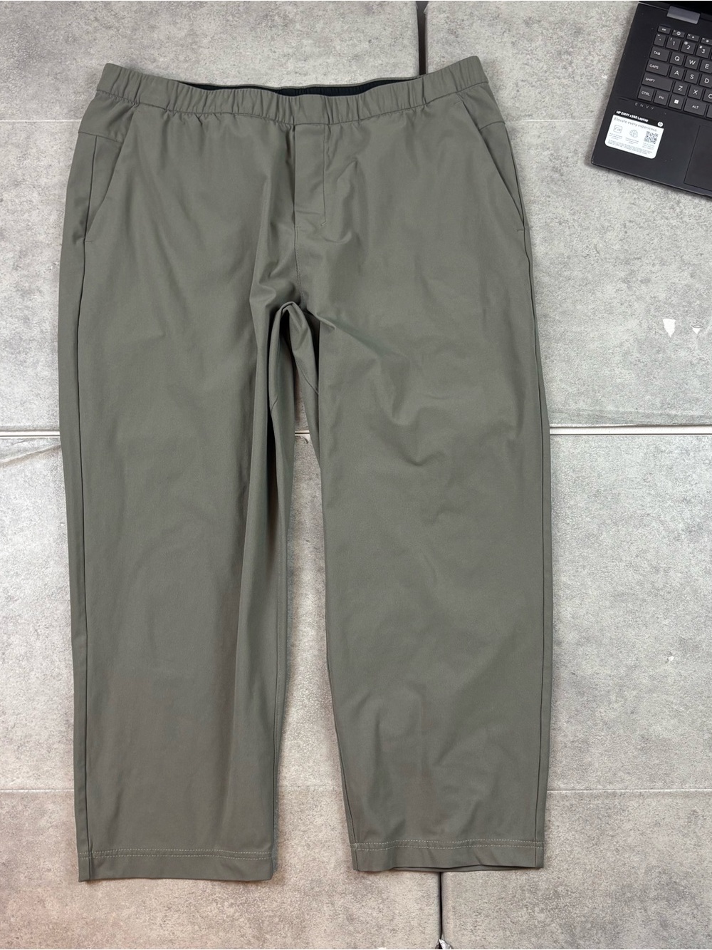 Army green lululemon abc pull on pants